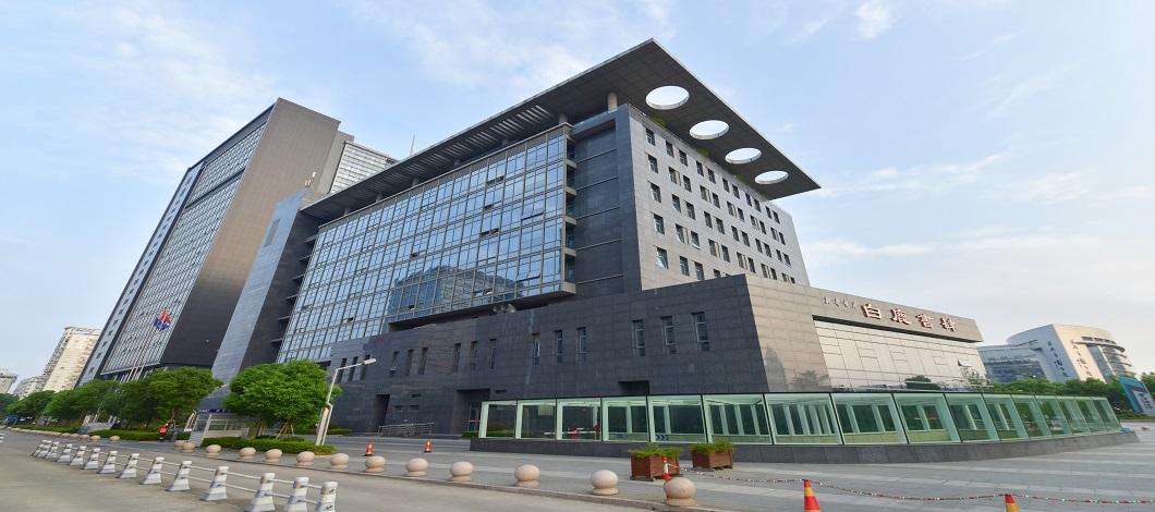 公司承建的浙江溫州電信大樓工程榮獲兩項(xiàng)（土建、安裝）中國(guó)建設(shè)工程魯班獎(jiǎng)